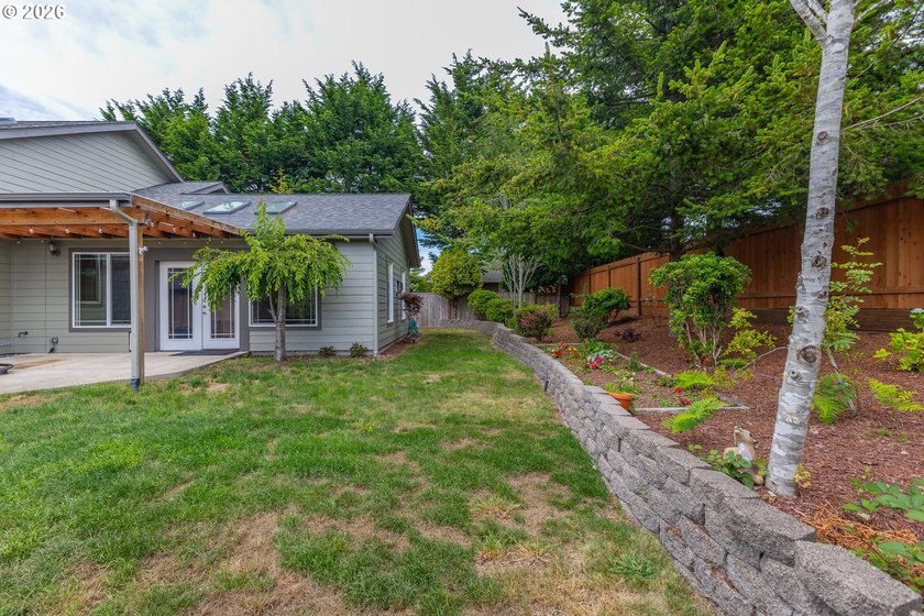 Welcome to this move-in ready custom home in the sought-after - photo 42