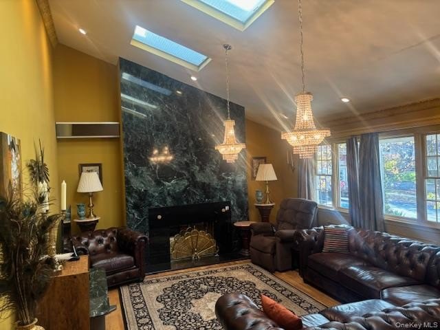 Welcome to this charming home in Staten Island, just five - photo 2