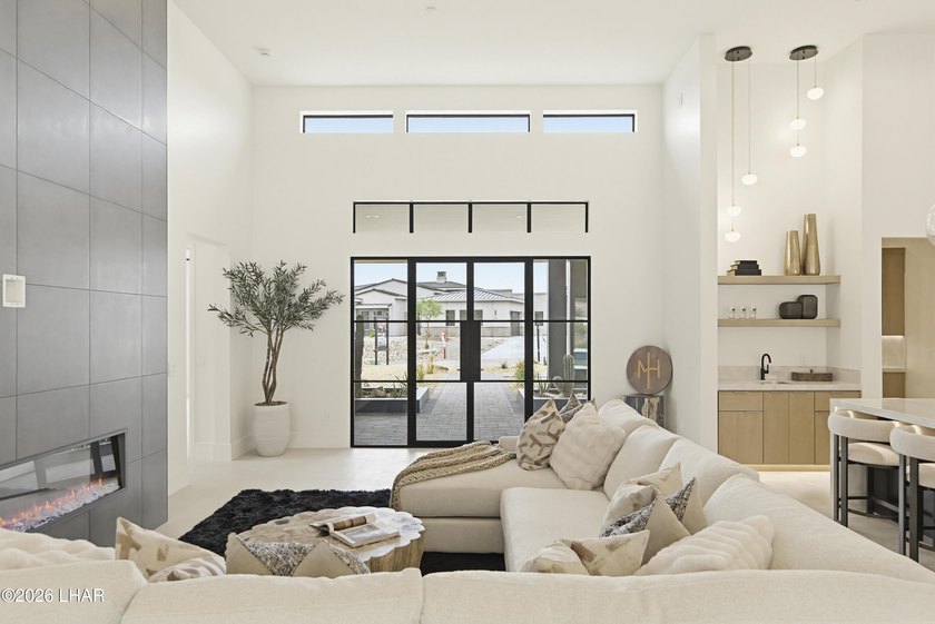 NEW BUILD by McLain Custom Homes! Luxury Living in The Enclaves - photo 9