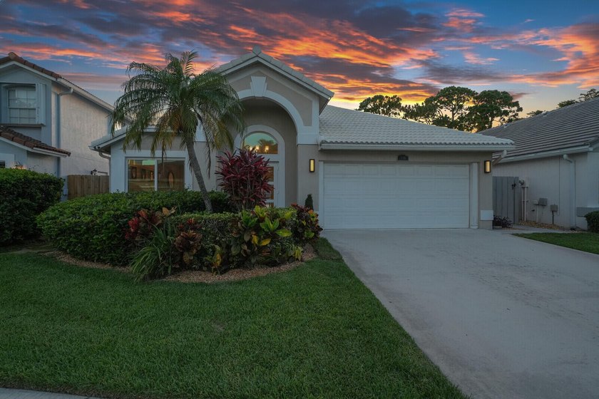 Welcome to this stunning 4-bedroom, 2-bathroom residence - photo 4