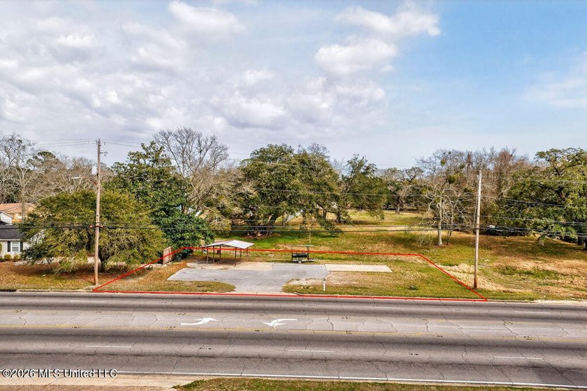 Opportunity awaits at 5302 Telephone Rd in Pascagoula. This 0 - photo 10