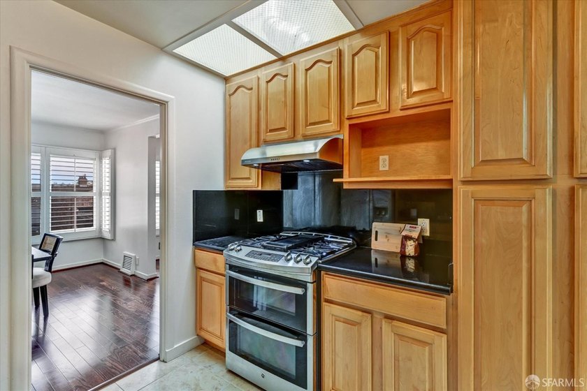 Welcome to this well-maintained 3-bedroom, 2-bath home in San - photo 20