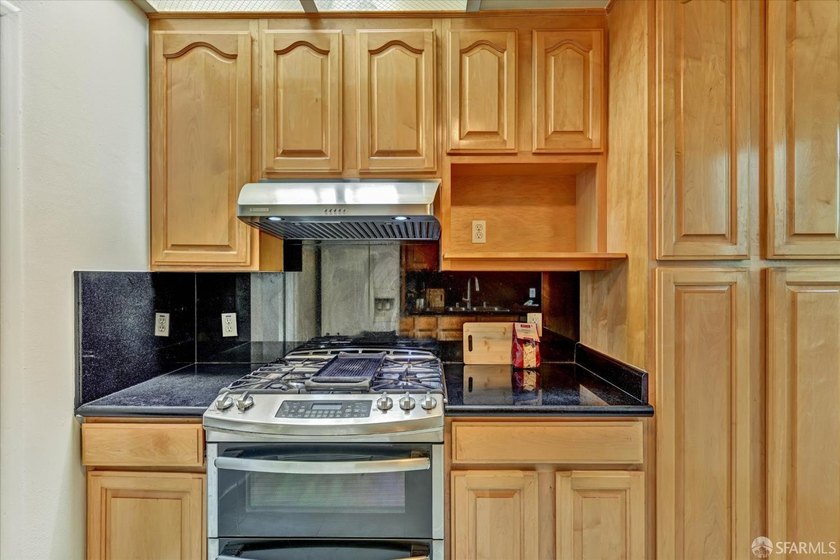 Welcome to this well-maintained 3-bedroom, 2-bath home in San - photo 21