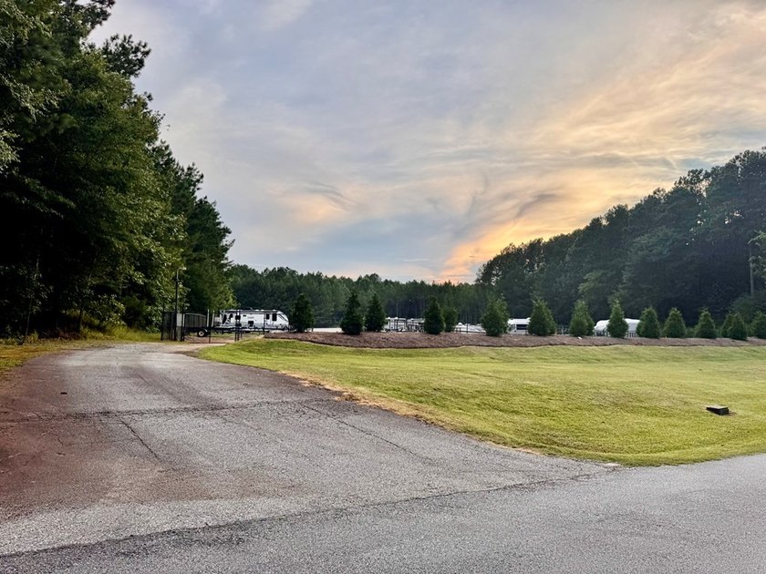 Great opportunity to build your dream home in the highly - photo 8