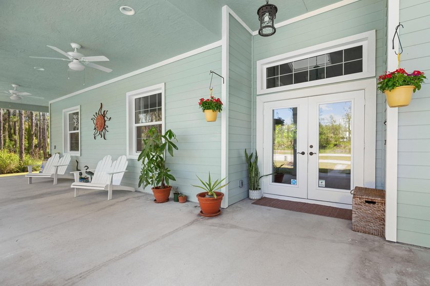Meticulously maintained, custom built in 2017, 3 BR/ 2.5 BA CBS - photo 6