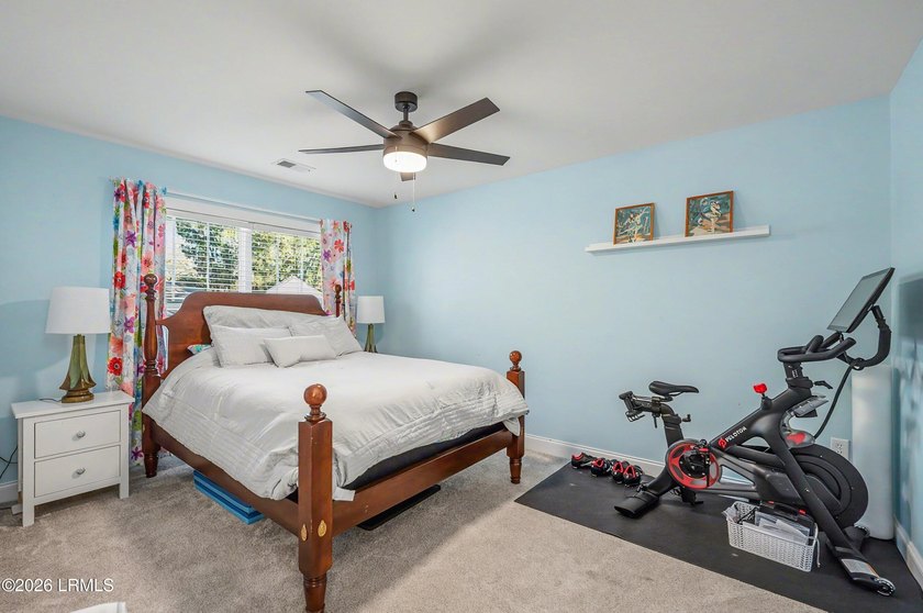 Experience coastal elegance in the sought-after Somerset Point - photo 32