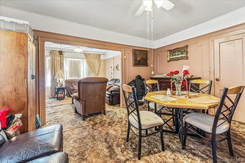 Nice 2-family home in the heart of Jamaica, featuring a - photo 7