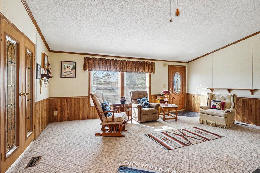 Welcome to Northern Michigan living with this beautifully - photo 9