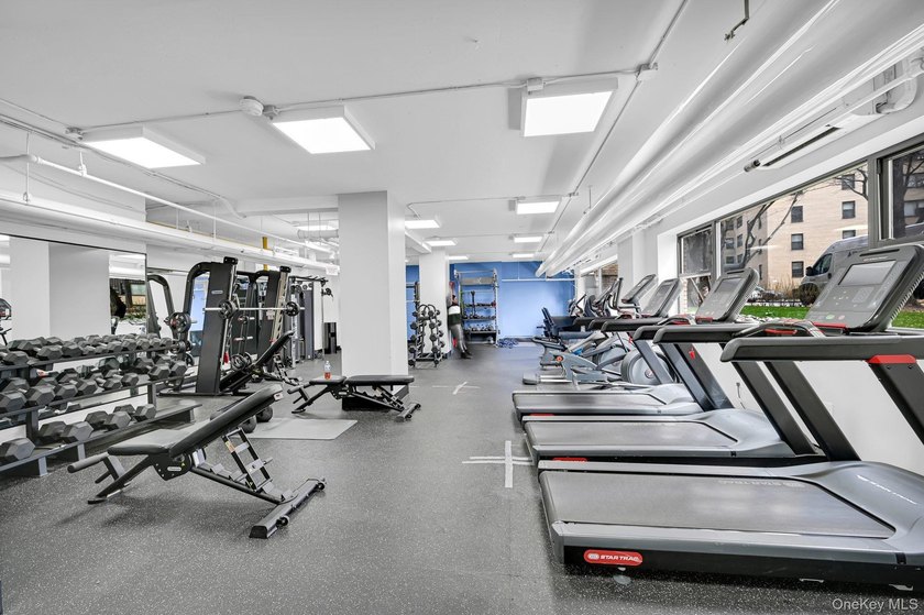 $43,500 BUYER INCENTIVE TOWARDS MONTHLY MAINTENANCE PRE-PAIDS OR - photo 25