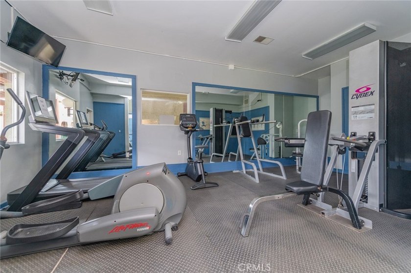 Welcome to the largest one-bedroom floor plan in the highly - photo 20