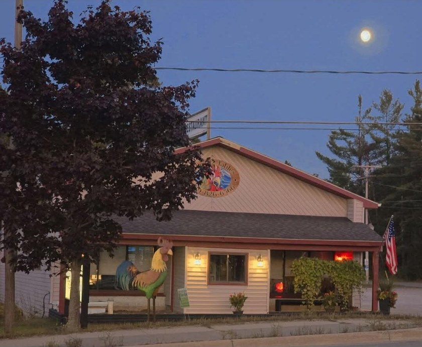 Offered for sale: ''Ellie's 12 Tables,'' an owner-operated diner - photo 10