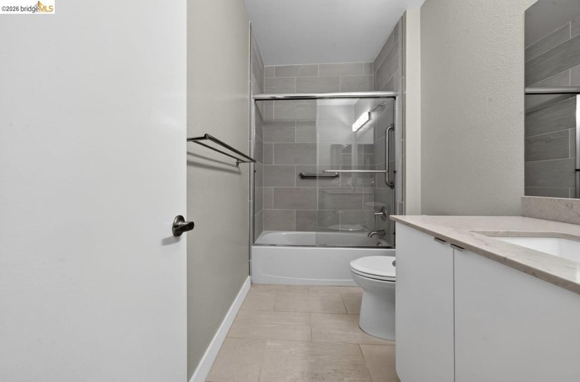 What an opportunity!! Come and see this one bedroom condo in - photo 18