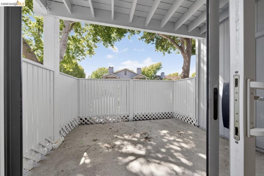 What an opportunity!! Come and see this one bedroom condo in - photo 21