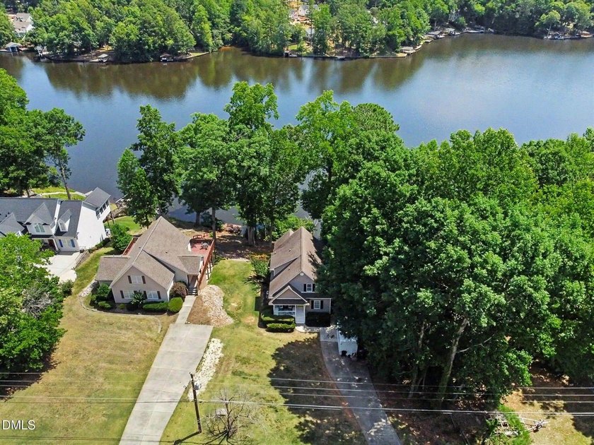 Welcome to your private waterfront retreat in the gated - photo 28