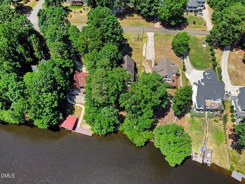 Welcome to your private waterfront retreat in the gated - photo 29