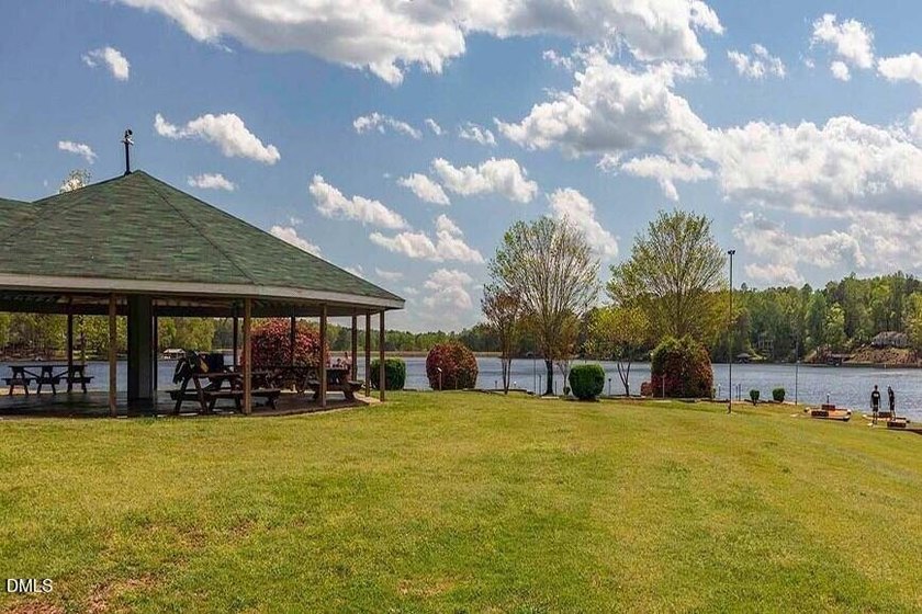 Welcome to your private waterfront retreat in the gated - photo 30