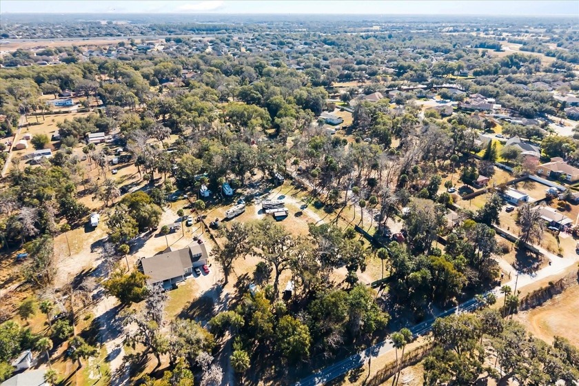 Welcome to your own piece of paradise across from Lake Apopka - photo 19