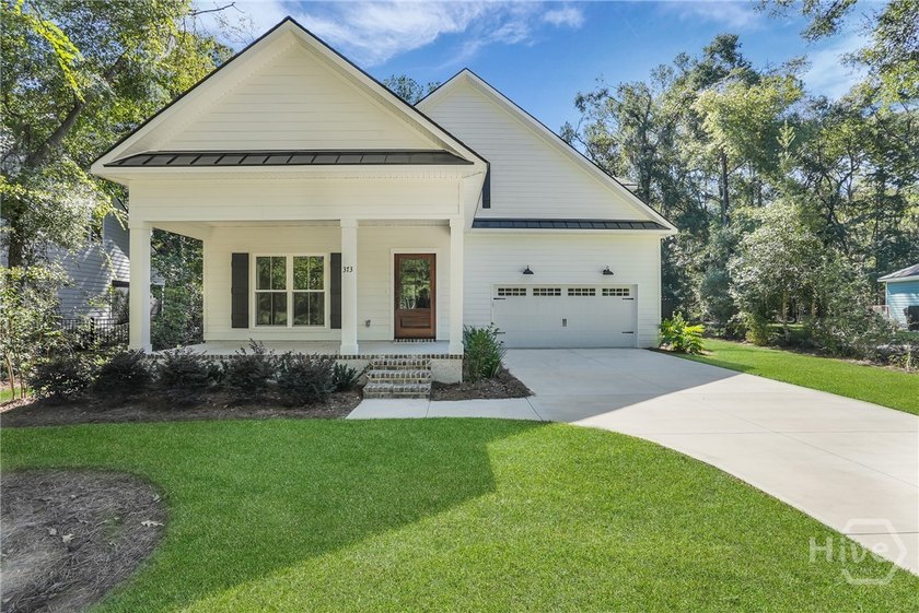 Another custom built home by Lewis-Bashlor Construction with - photo 2