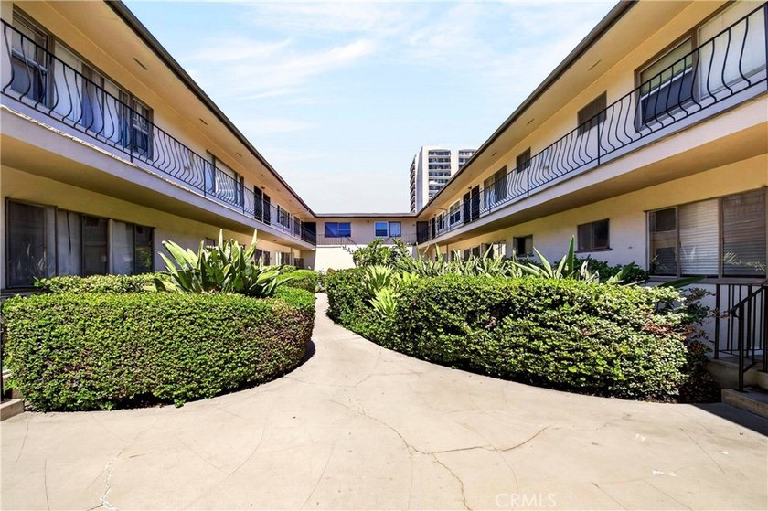Welcome to 728 Cedar Ave #10, the only unit currently available - photo 2