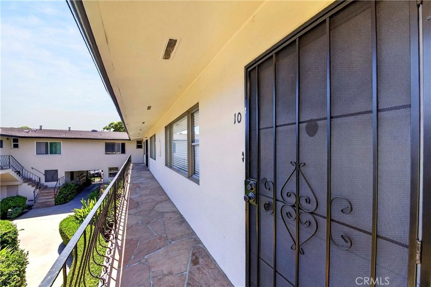 Welcome to 728 Cedar Ave #10, the only unit currently available - photo 6