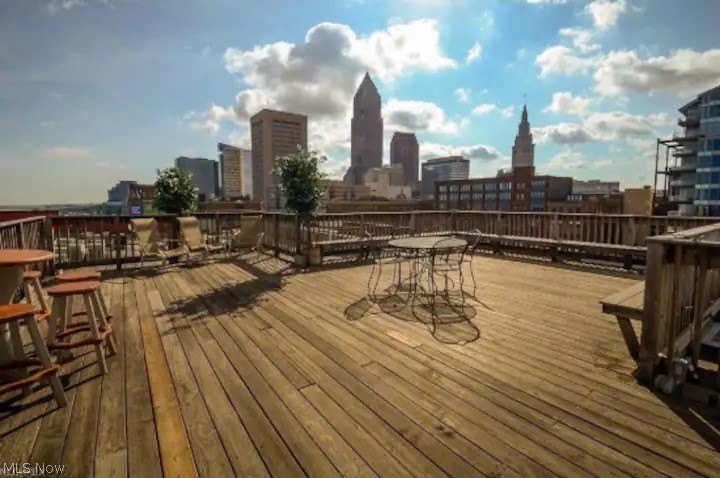 Income Producing Downtown Loft - $1450/mo Tenant in Place - photo 13
