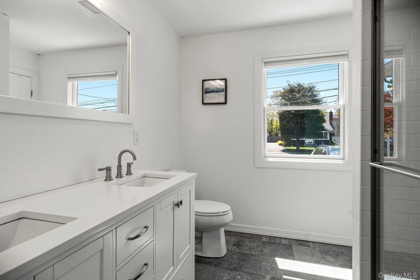 Welcome to 11 Jackson Street in East Islip-a beautifully - photo 20