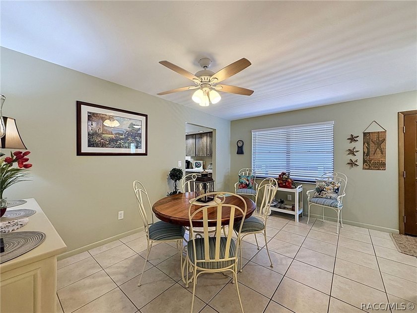 Welcome to waterfront living in the heart of Homosassa! Located - photo 15