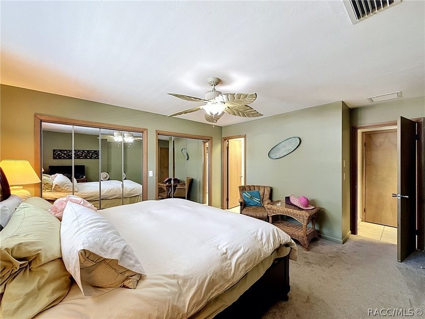 Welcome to waterfront living in the heart of Homosassa! Located - photo 19