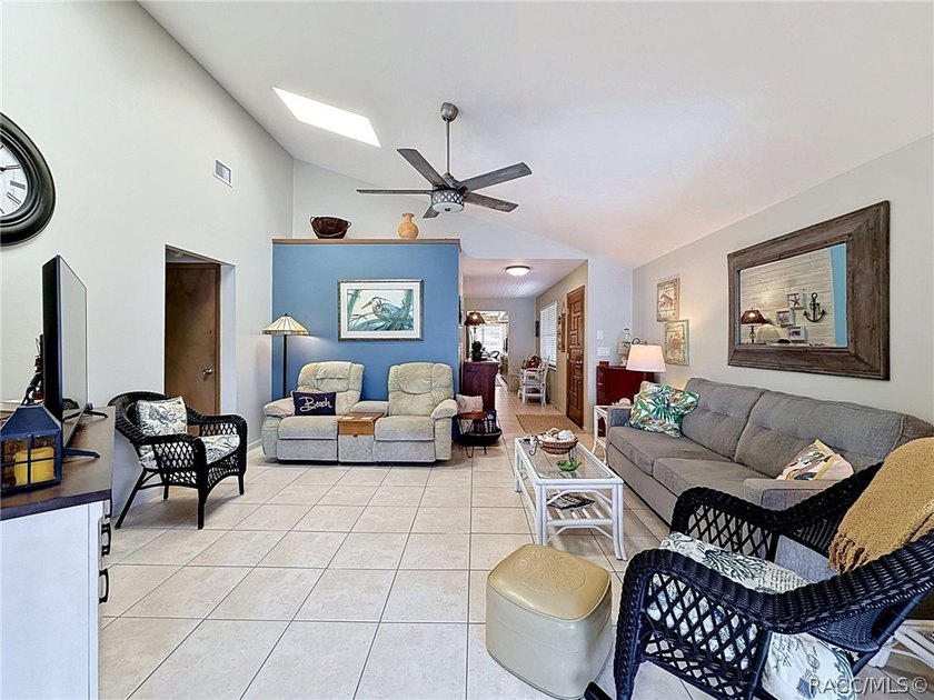 Welcome to waterfront living in the heart of Homosassa! Located - photo 37