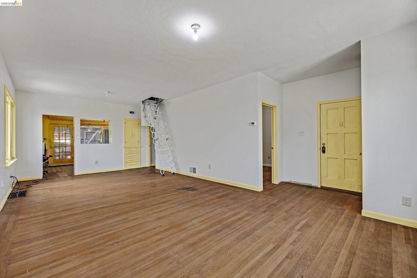 Charming Turn-of-the-Century Opportunity in Point Richmond! - photo 7