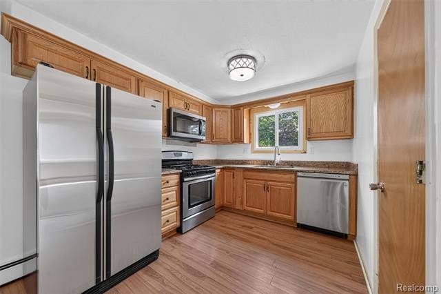 Great Opportunity in Keego Harbor! Don't miss this unique - photo 11