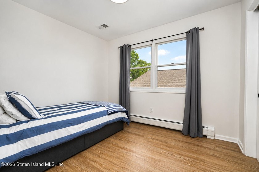 Welcome to 198 Willowbrook Road - an exceptional, beautifully - photo 23