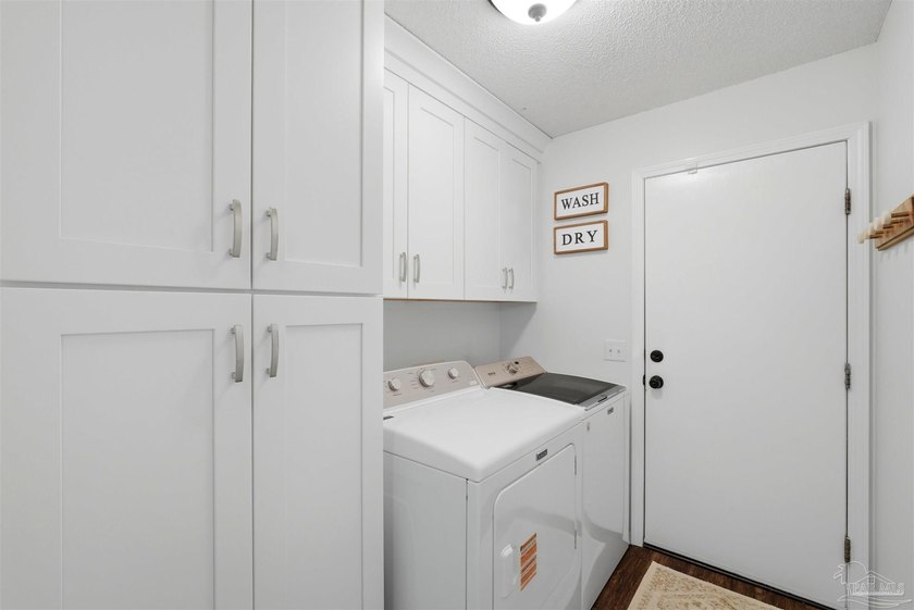PRICE IMPROVEMENT* Discover an open and inviting floor plan in - photo 24