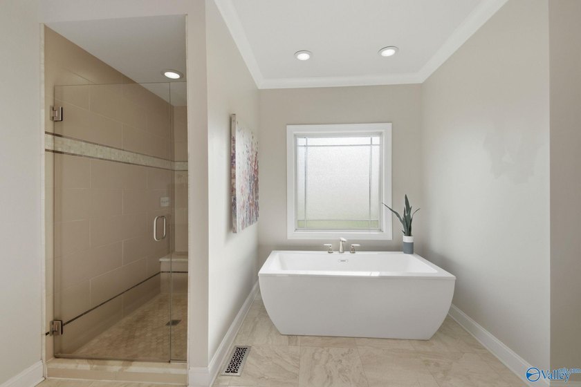 Rare opportunity to own a custom full-brick home on 20 - photo 26