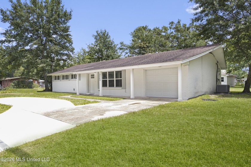 If you've been waiting for an updated, move-in ready home with - photo 3