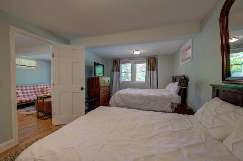 This stunning open concept home is designed for both relaxation - photo 31