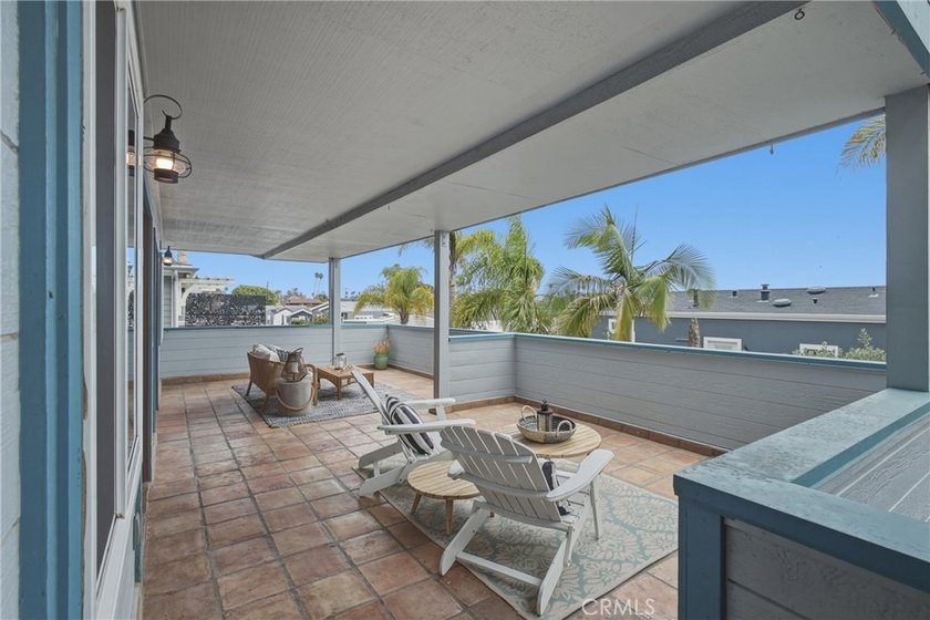 Located in the charming beach town of Carpinteria, this - photo 3