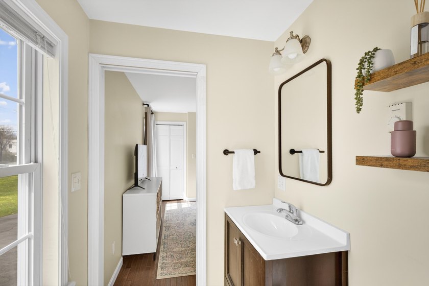 Charming 3BR/2.5BA in the Heart of Rockland. Built in 2015 and - photo 21