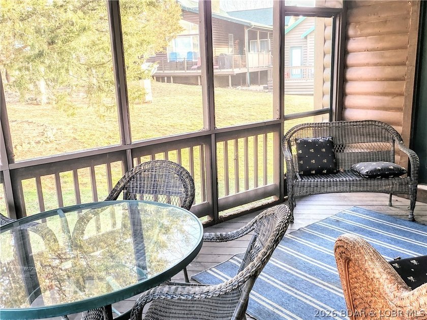 Best-Located Golf Cottage Opportunity - New $30K Composite Deck - photo 29