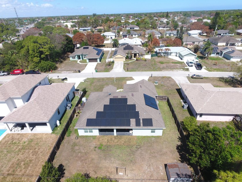 BETTER THAN NEW CONSTRUCTION 2018 CBS - with SOLAR panels PAID - photo 29