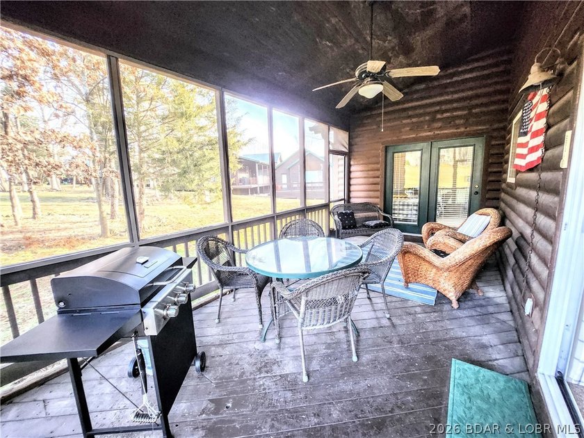 Best-Located Golf Cottage Opportunity - New $30K Composite Deck - photo 30