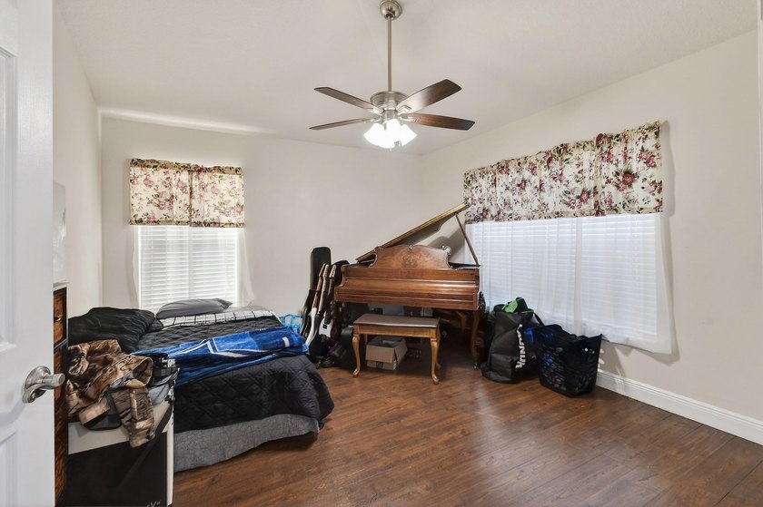 BETTER THAN NEW CONSTRUCTION 2018 CBS - with SOLAR panels PAID - photo 30