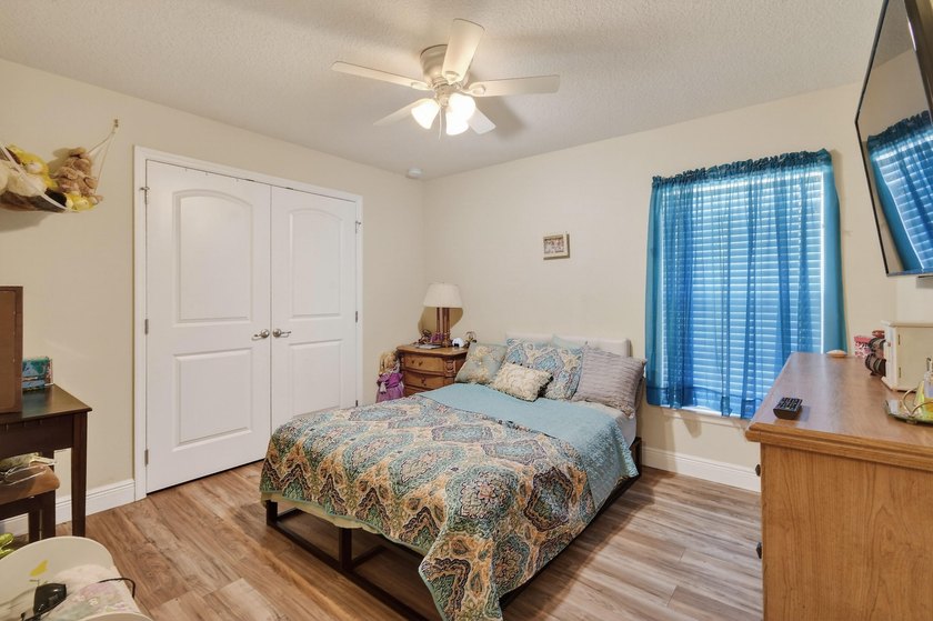 BETTER THAN NEW CONSTRUCTION 2018 CBS - with SOLAR panels PAID - photo 49