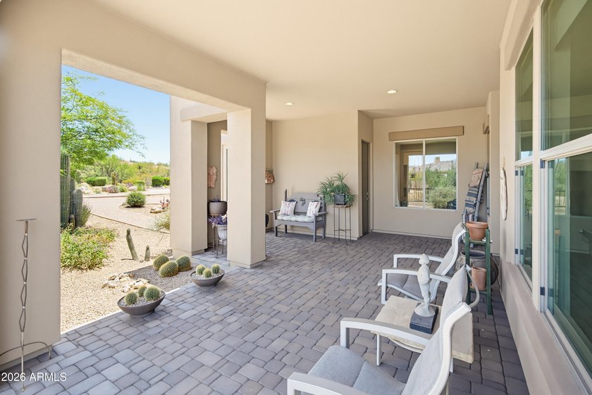 Experience Arizona luxury living in the prestigious gated - photo 11