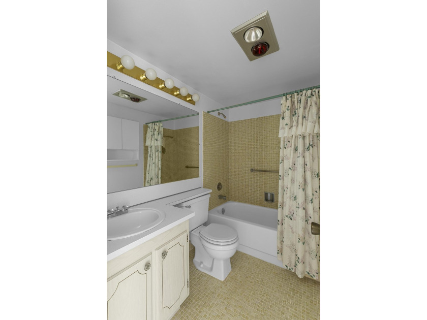 Looking for a TLC to turn into your Own little Paradise? Don't - photo 18