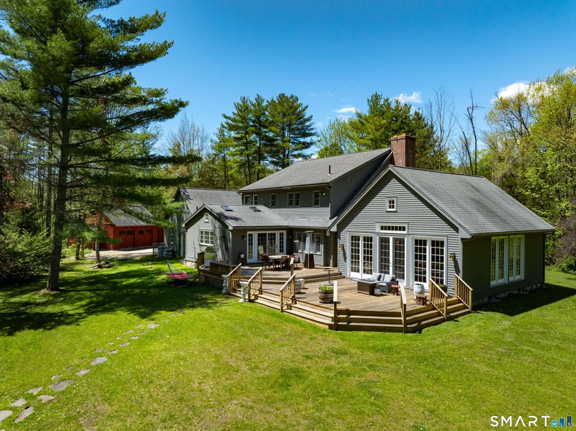 The Ultimate Entertainer's Estate! If your life centers around - photo 20