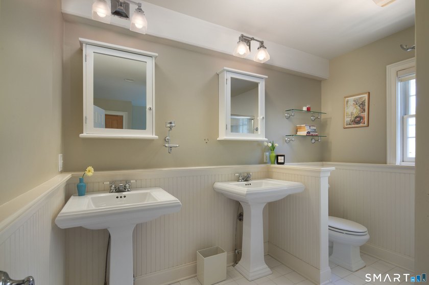 The Ultimate Entertainer's Estate! If your life centers around - photo 26