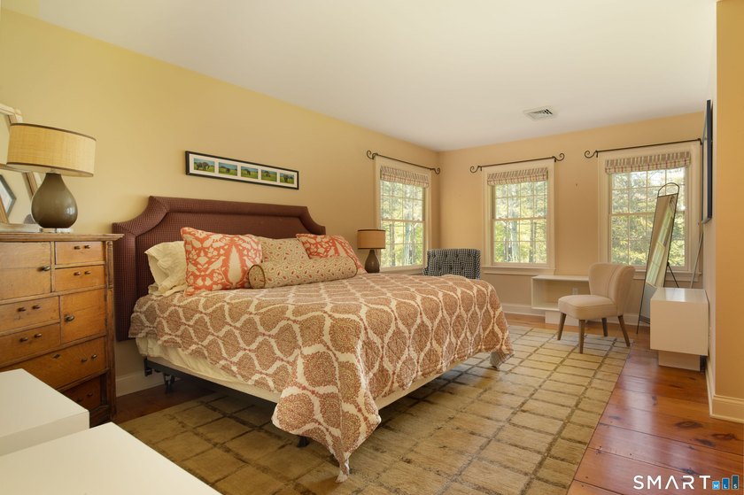 The Ultimate Entertainer's Estate! If your life centers around - photo 28