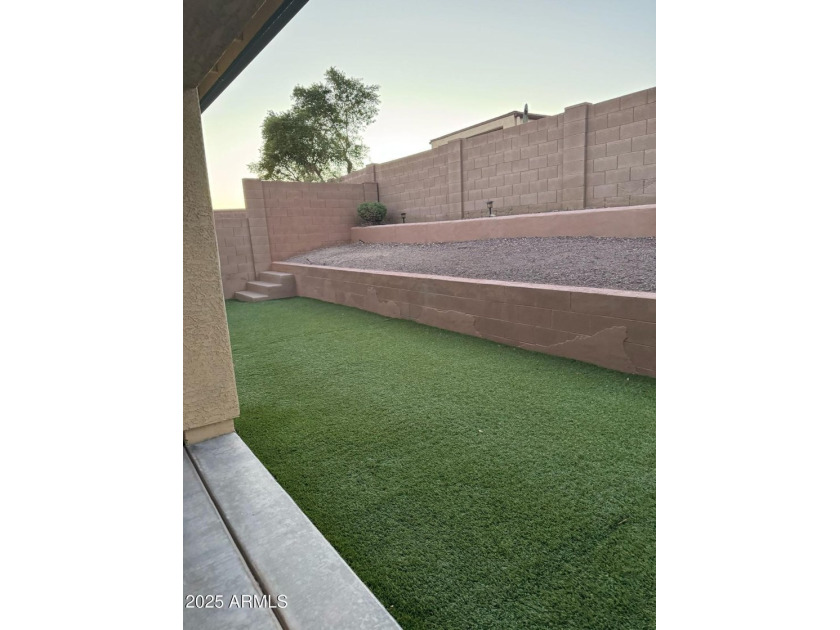 Gorgeous upgraded single-level, home with 6 bedrooms, including - photo 32