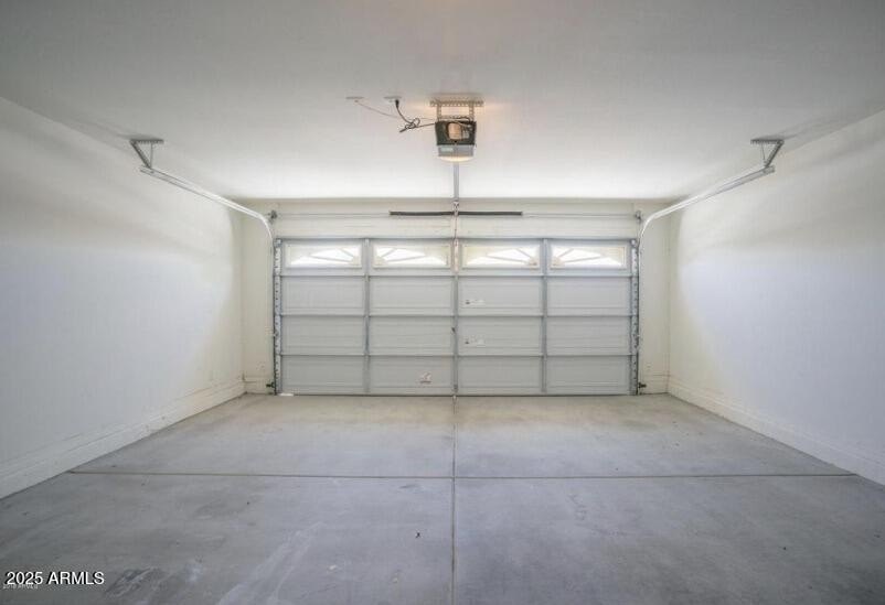 Gorgeous upgraded single-level, home with 6 bedrooms, including - photo 39